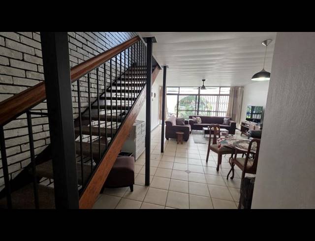 3 BEDROOM TOWNHOUSE FOR SALE IN SINOVILLE